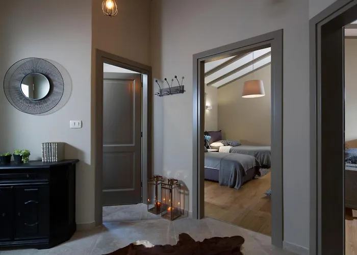 Astarea Holiday home *